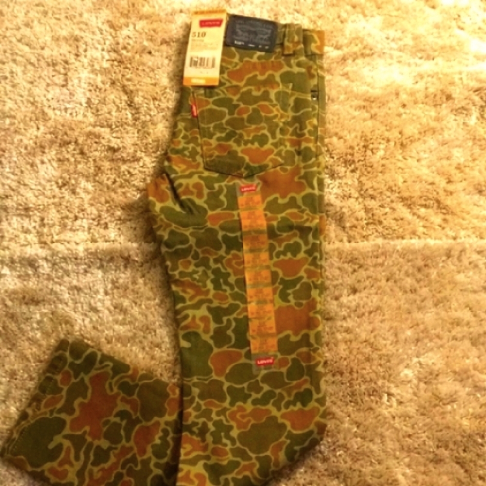 LEVI'S NEW BOY PANTS